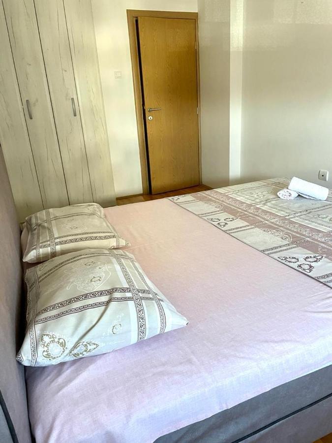 Naki Apartmani Podgorica Eksteriør bilde