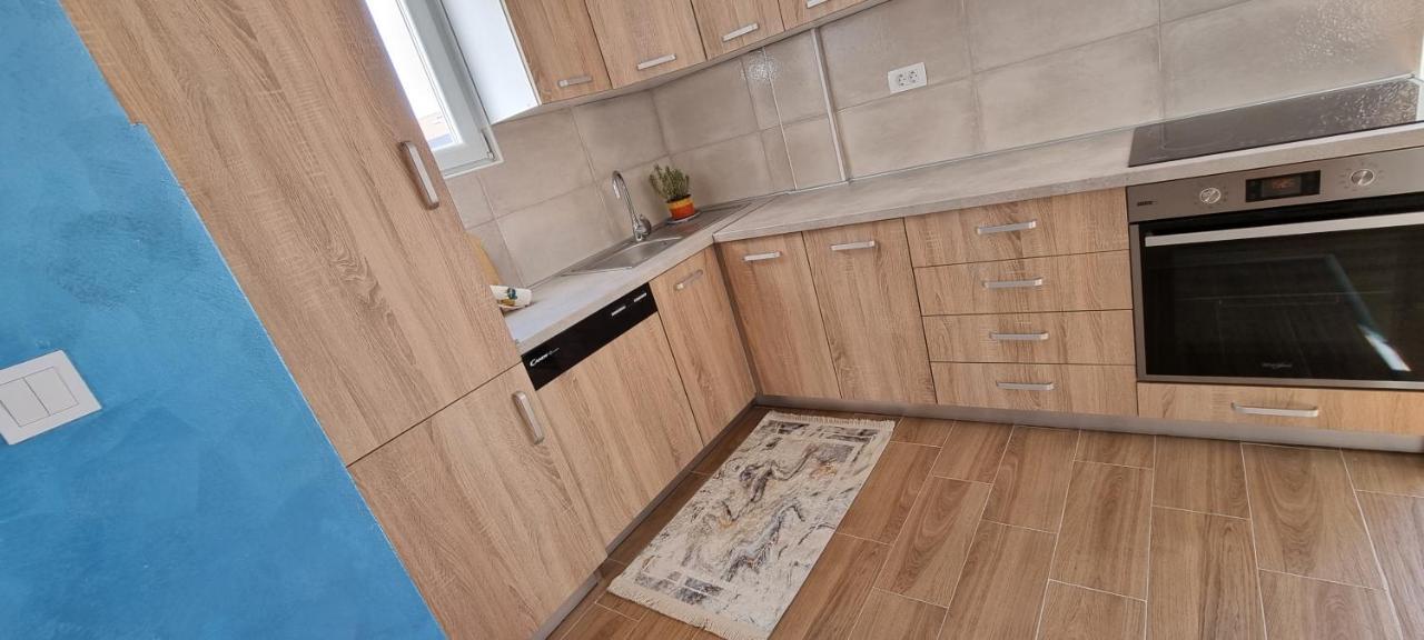 Naki Apartmani Podgorica Eksteriør bilde