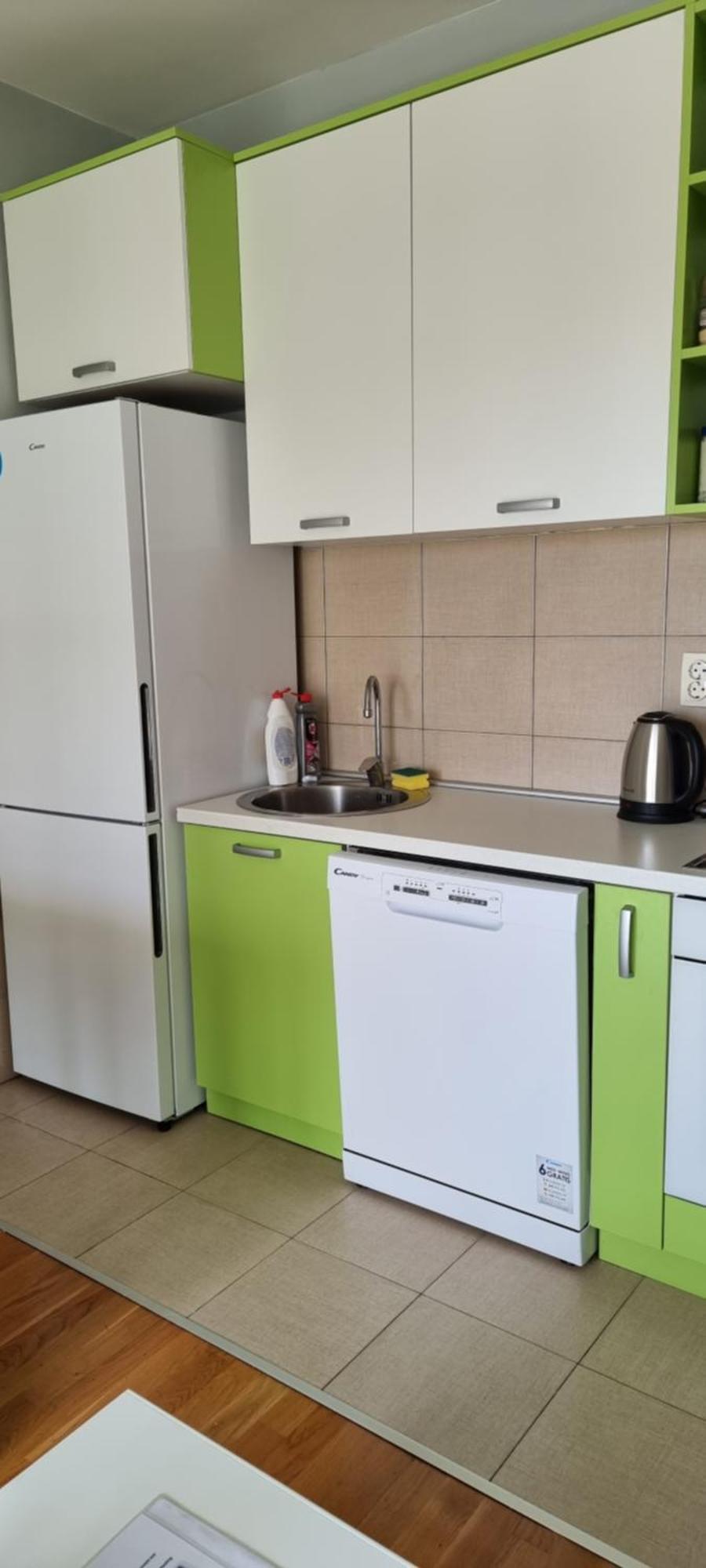 Naki Apartmani Podgorica Rom bilde